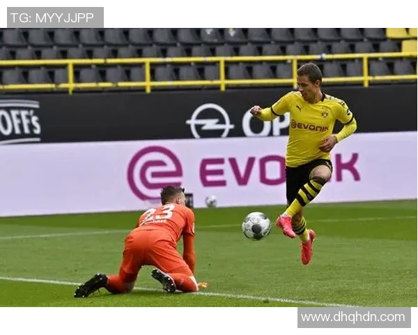 沙尔克04主场大胜多特蒙德，豪取三分！