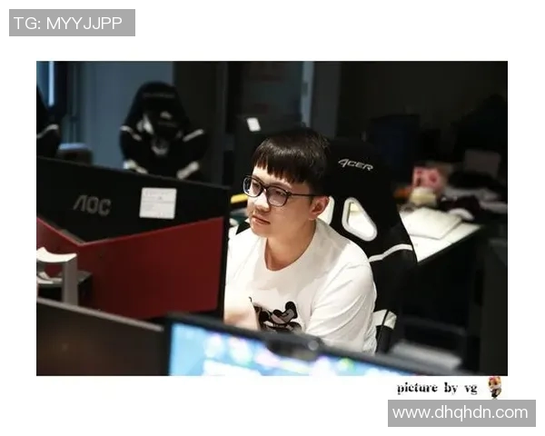 聚焦DOTA2FPX战队灵活性策略与战术调整的深度分析 聚焦DOTA2FPX战队灵活性策略与战术调整的深度分析